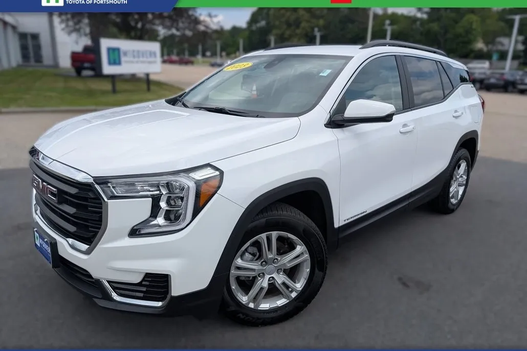2023 Gmc Terrain SLE photo 1