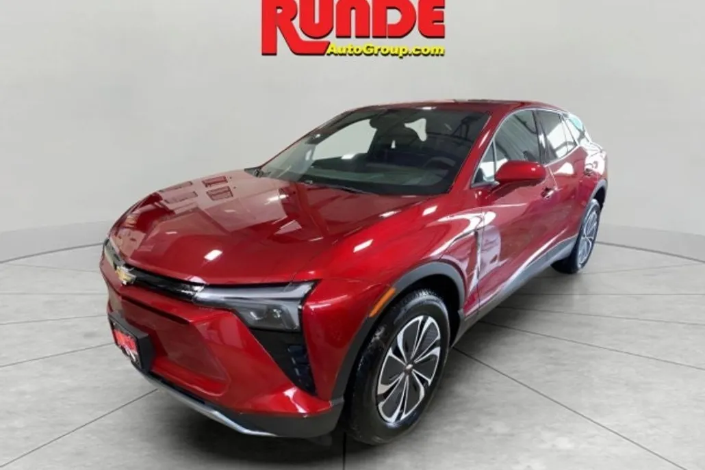 2025 Chevrolet Blazer EV photo 1