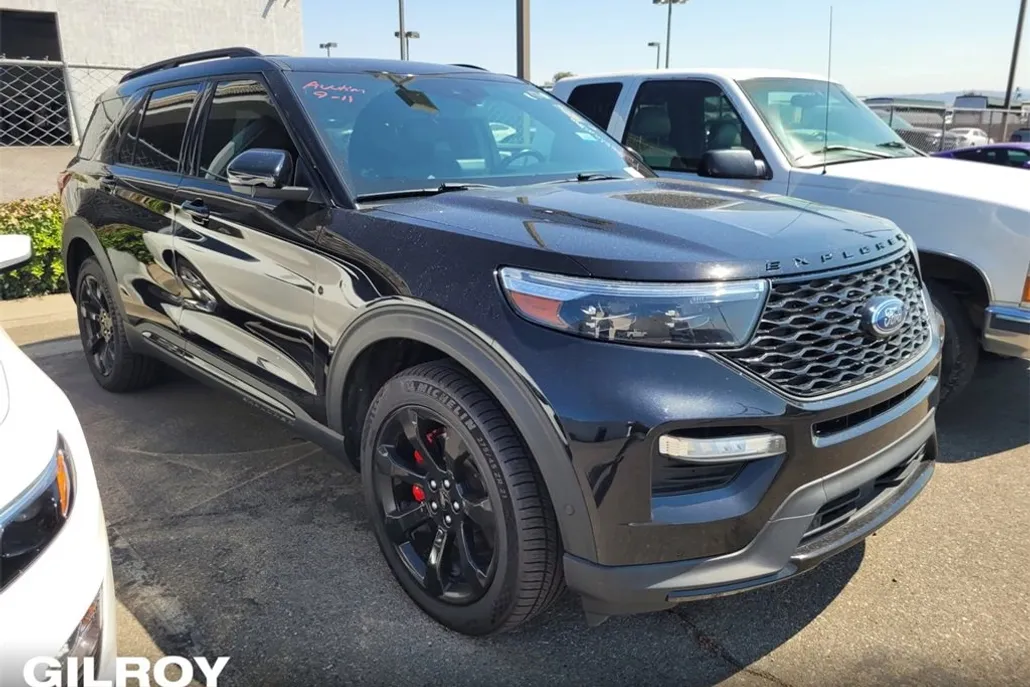 2020 Ford Explorer XLT photo 1
