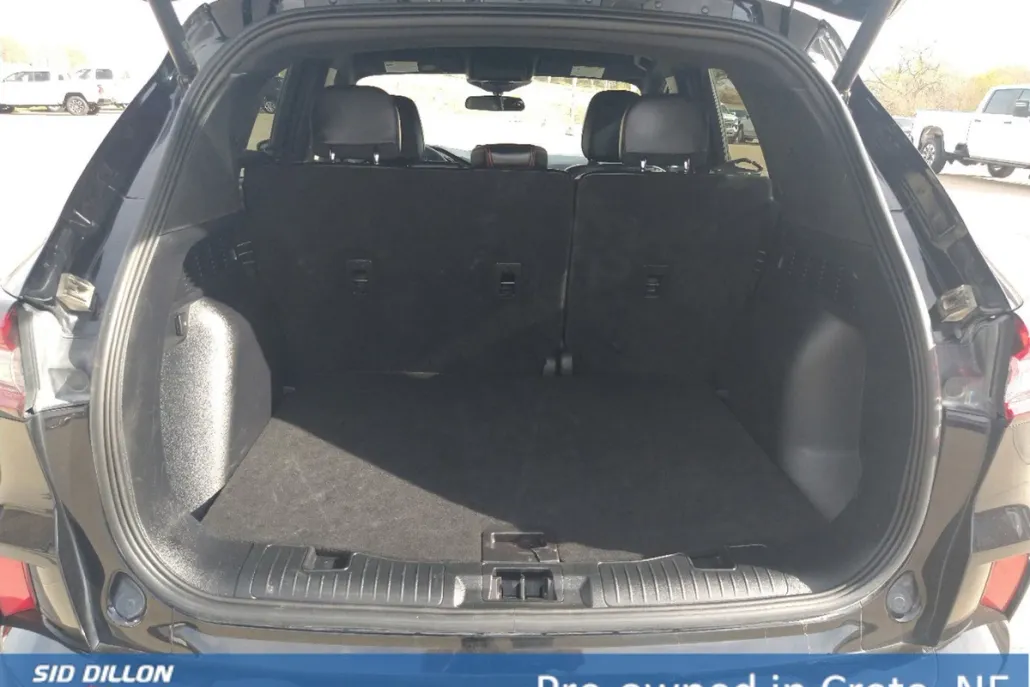 2024 Ford Escape ST-Line photo 1