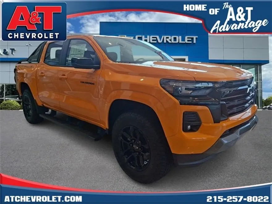 2025 Chevrolet Colorado Z71 photo 1