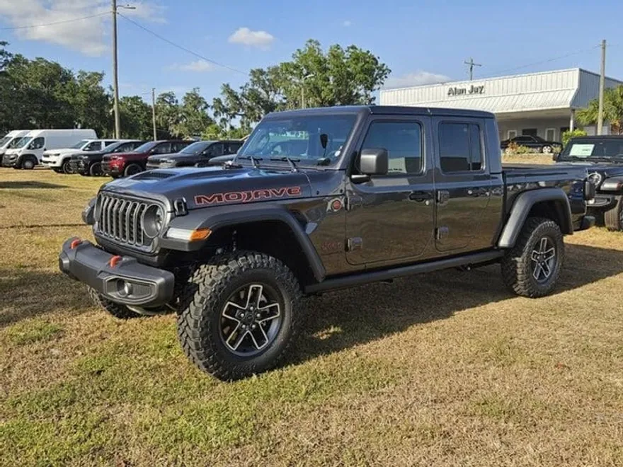 2025 Jeep Gladiator Mojave photo 1