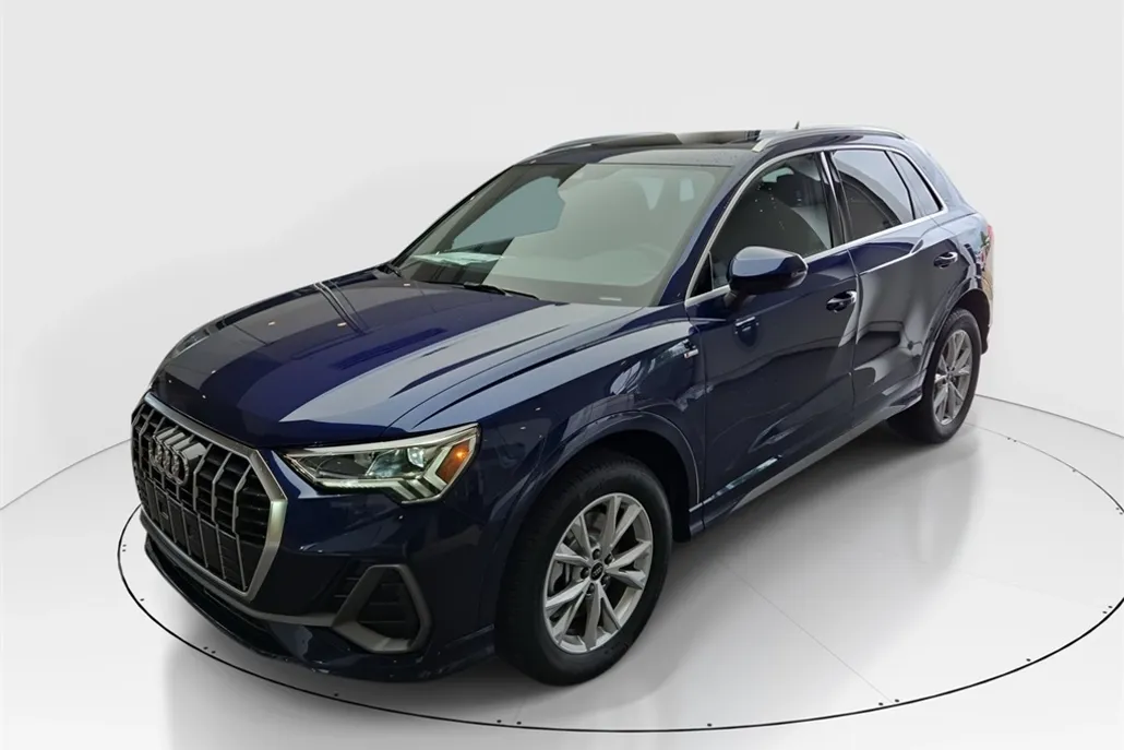 2025 Audi Q3 Premium S line photo 1