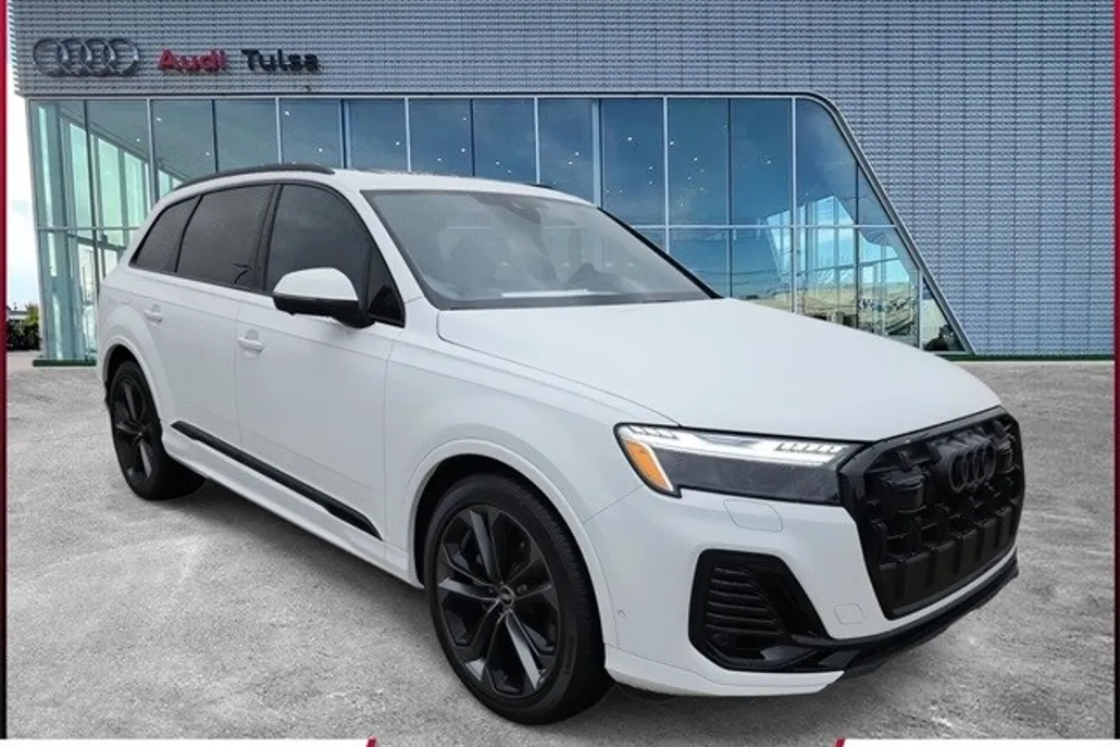 2025 Audi Q7 55 Prestige photo 1