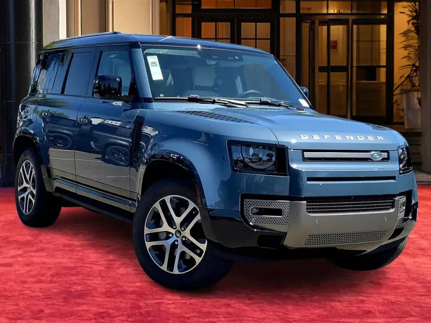 2025 Land Rover Defender 110 X-Dynamic SE photo 1
