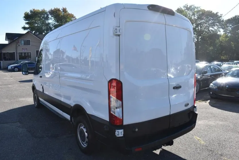 2019 Ford Transit photo 1