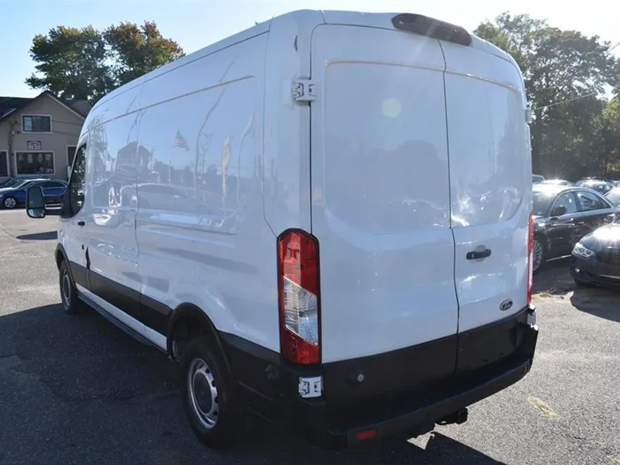 2019 Ford Transit photo 1