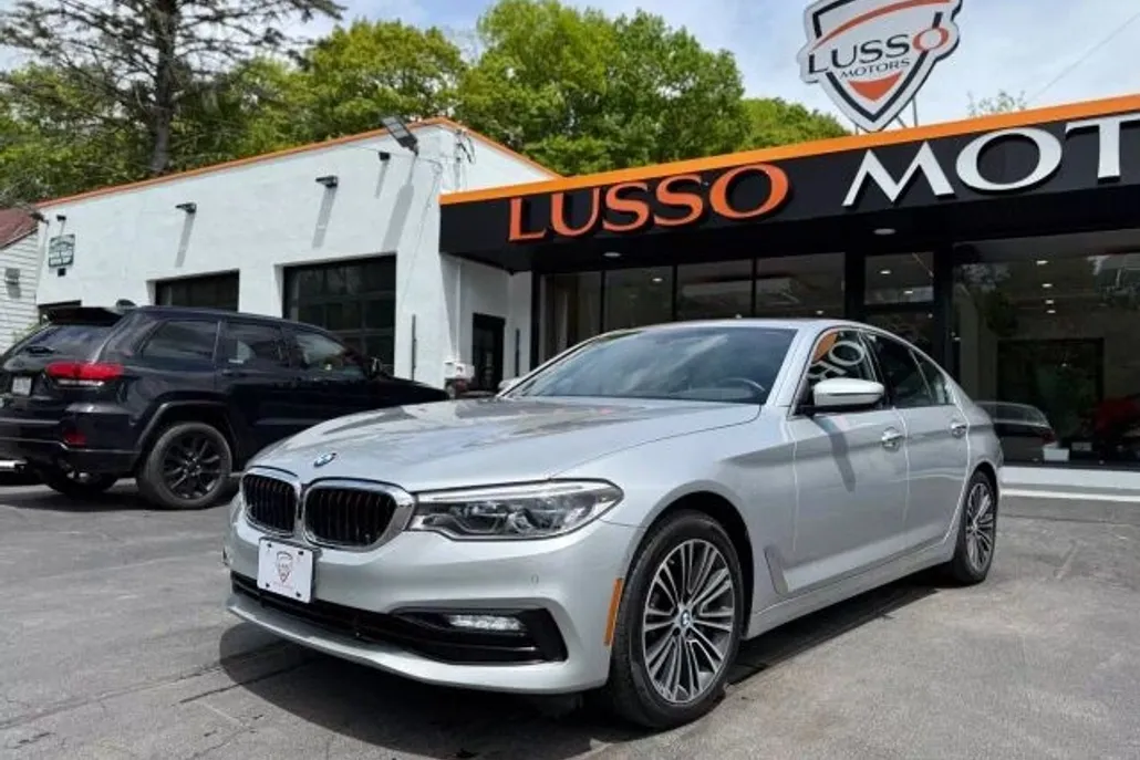 2017 Bmw 540i 540i xDrive photo 1