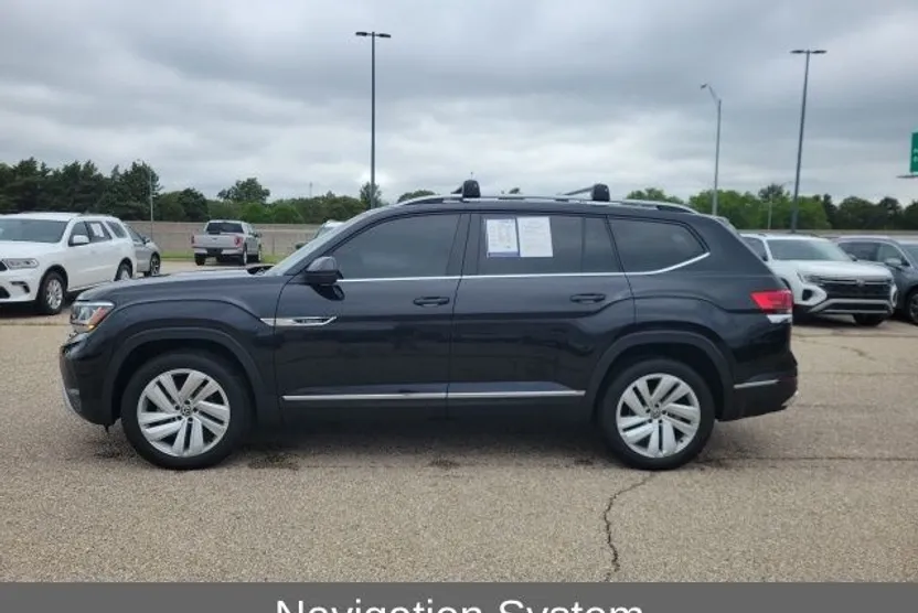 2021 Volkswagen Atlas SEL photo 1