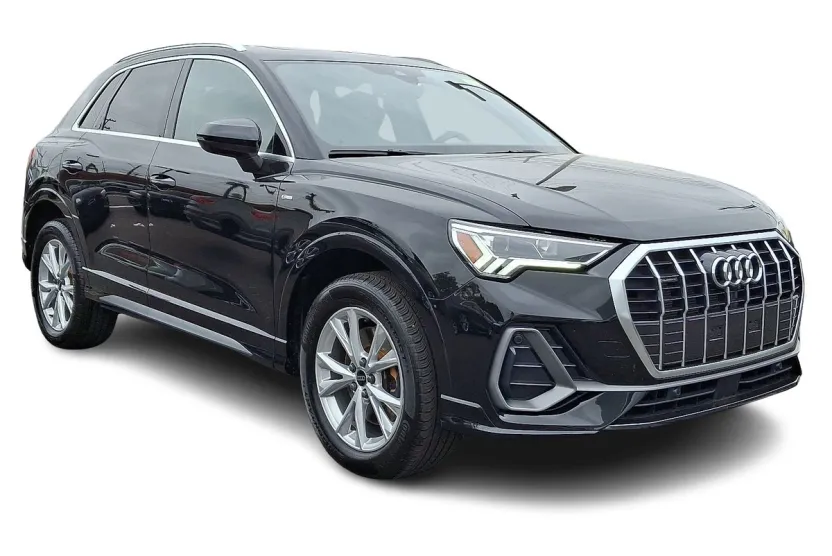 2024 Audi Q3 S line Premium Plus photo 1