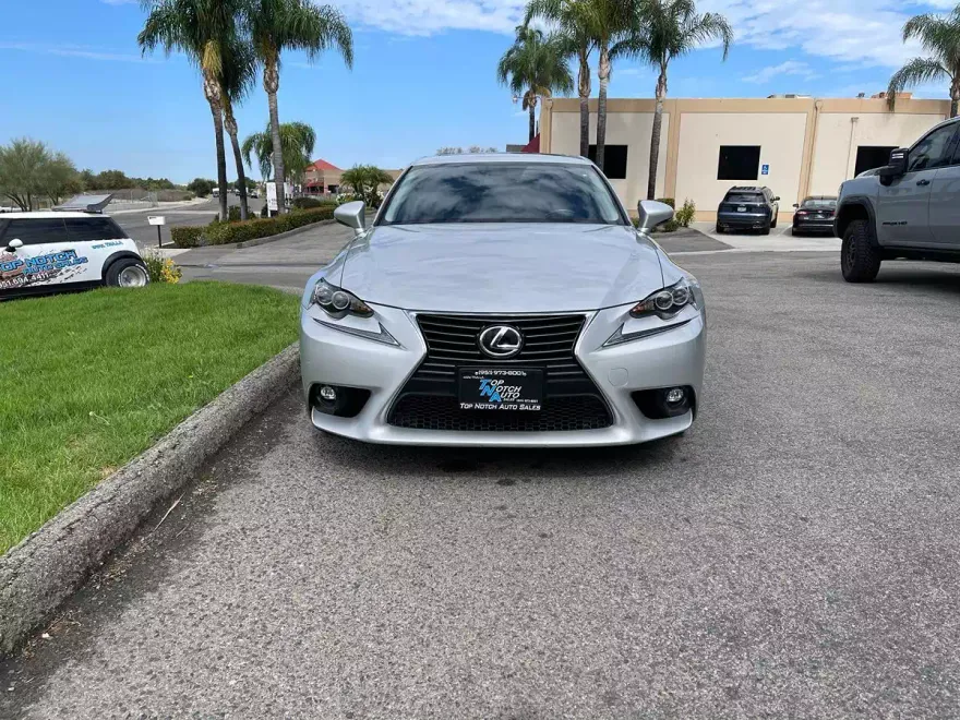2015 Lexus IS 250 AWD photo 1
