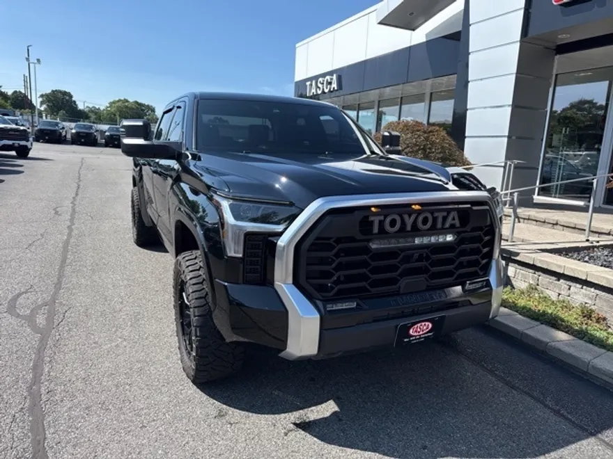 2024 Toyota Tundra Limited photo 1