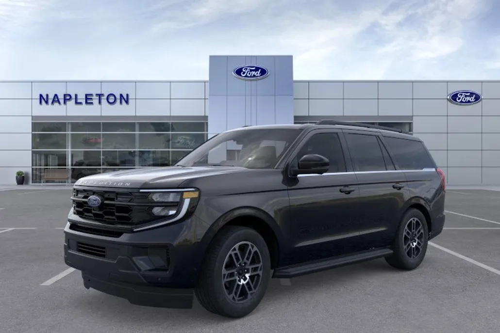 2025 Ford Expedition photo 1