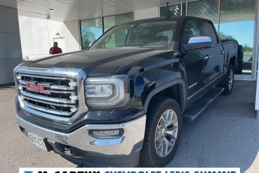 2016 Gmc Sierra 1500 SLT photo 1