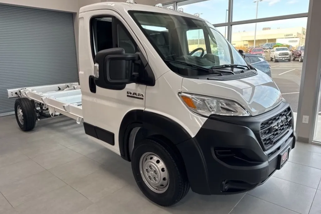 2023 Ram 3500 photo 1