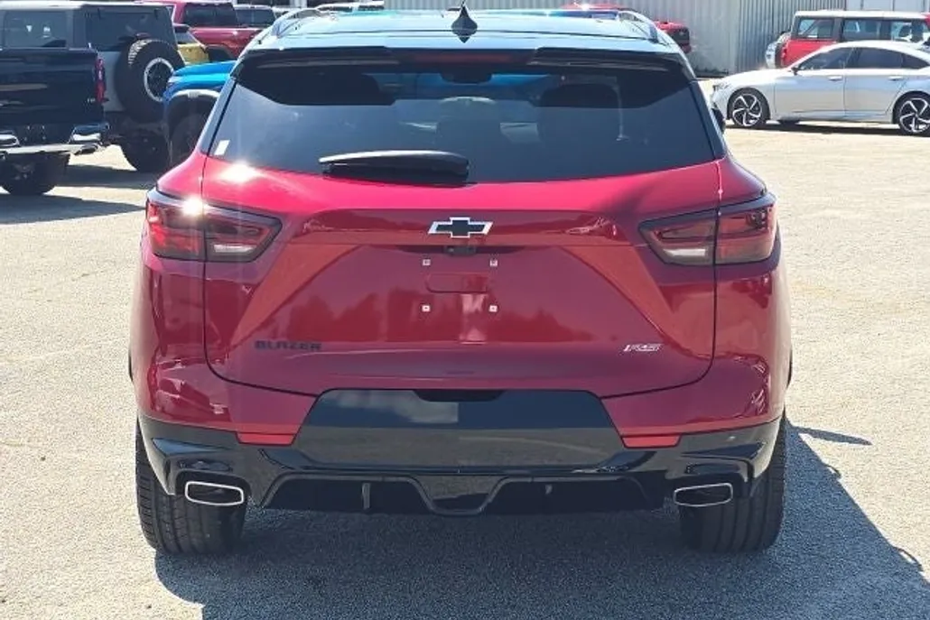 2023 Chevrolet Blazer RS photo 1