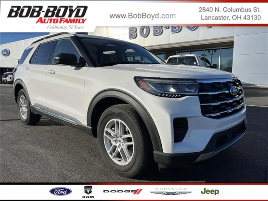 2025 Ford Explorer photo 1