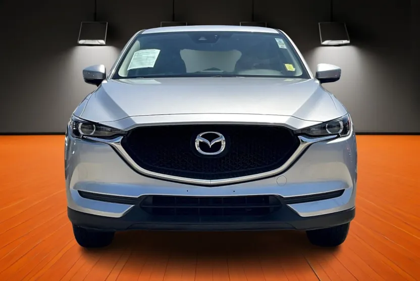 2017 Mazda CX-5 Sport photo 1