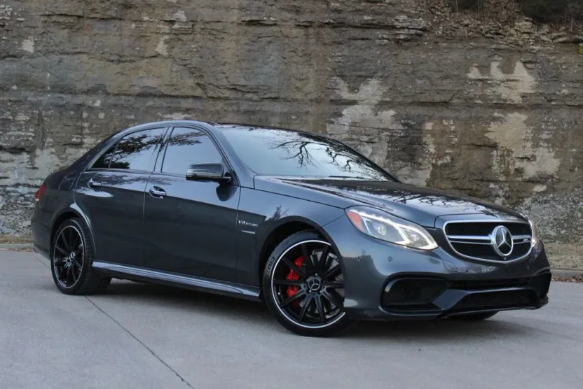 2016 Mercedes Benz E AMG Sedan photo 1