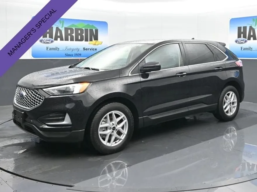 2024 Ford Edge SEL photo 1