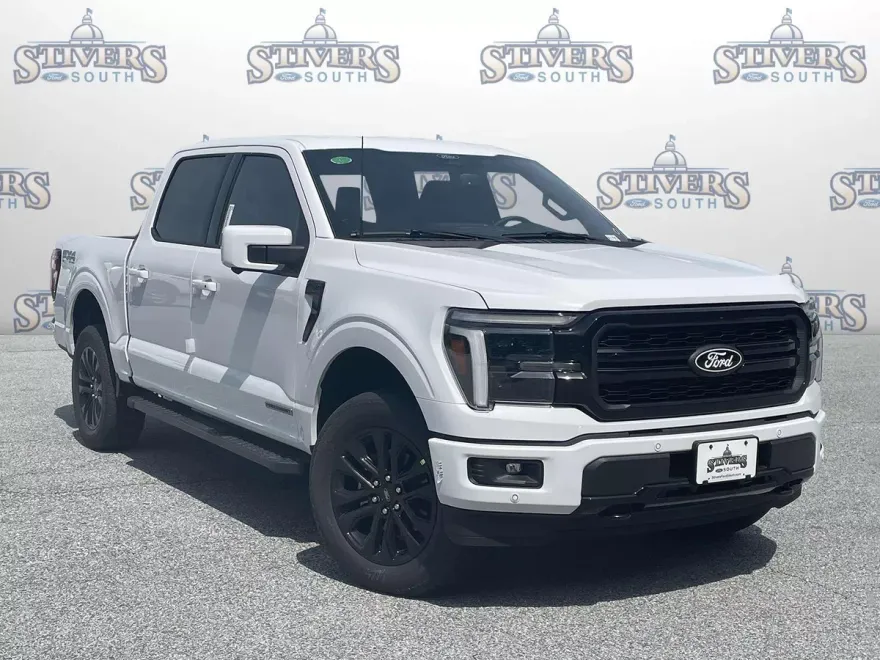 2025 Ford F-150 Lariat photo 1