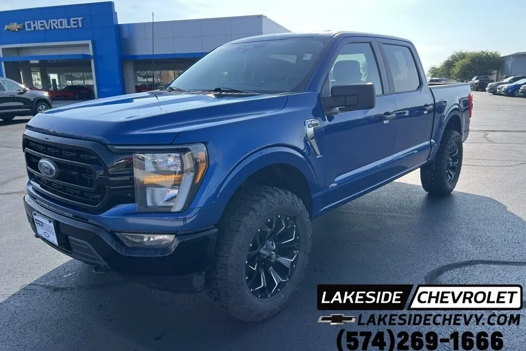 2023 Ford F-150 XLT photo 1