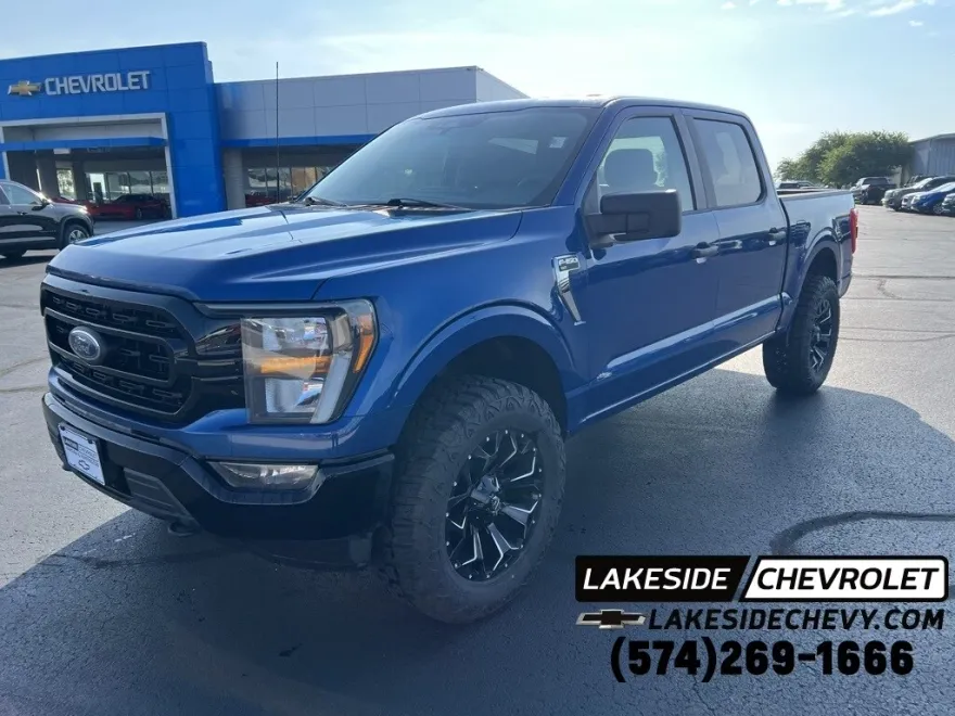 2023 Ford F-150 XLT photo 1