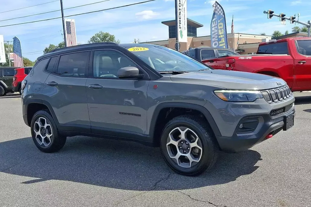 2022 Jeep Compass Trailhawk photo 1