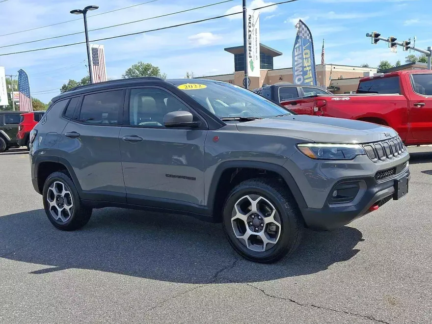2022 Jeep Compass Trailhawk photo 1