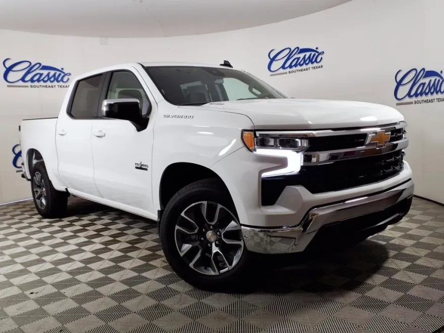 2026 Chevrolet Silverado 1500 LT photo 1