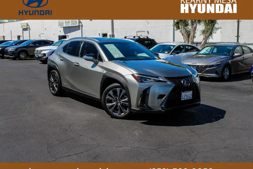2019 Lexus UX 250h F SPORT photo 1