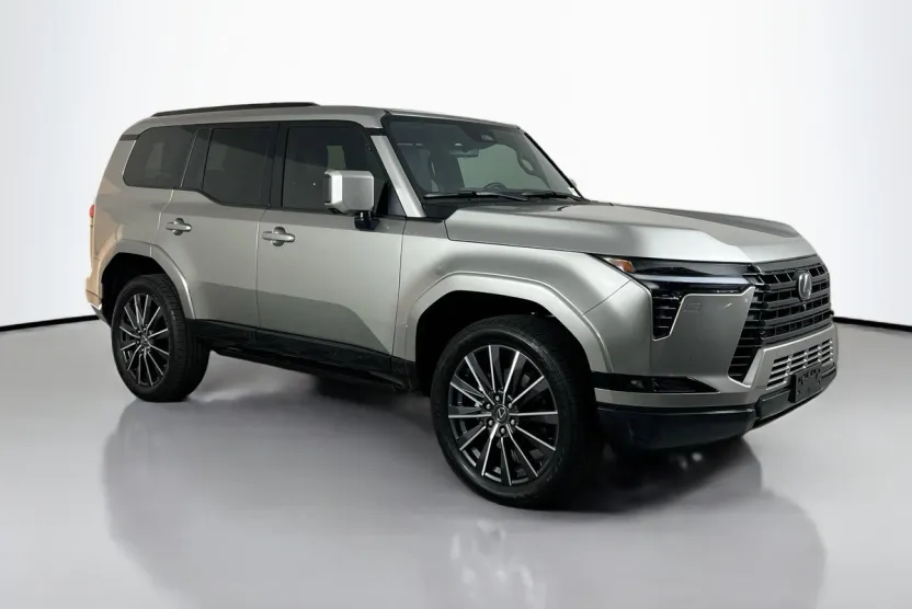 2024 Lexus GX 550 Luxury photo 1
