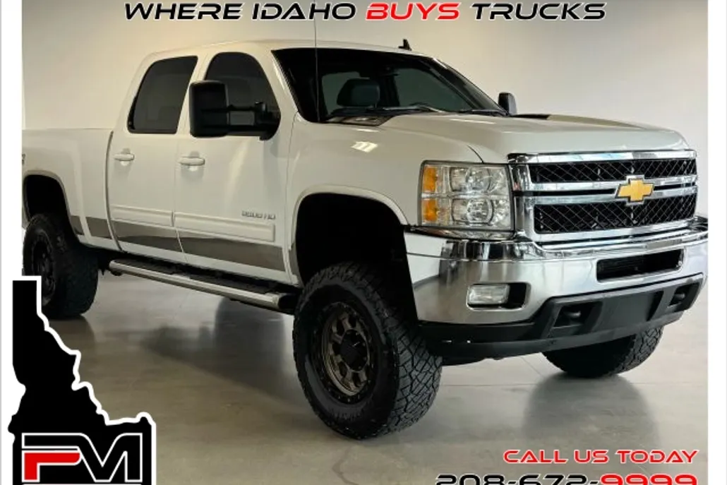 2012 Chevrolet Silverado 3500HD LTZ photo 1