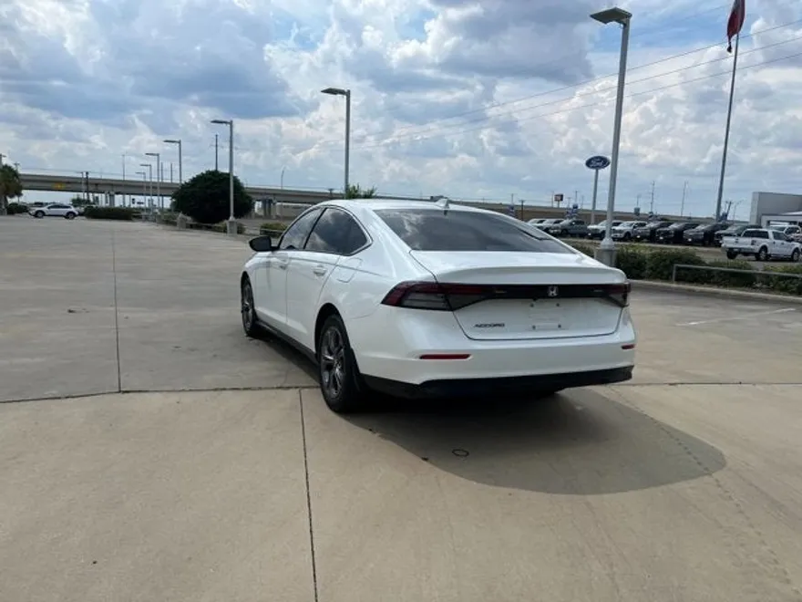 2023 Honda Accord EX photo 1