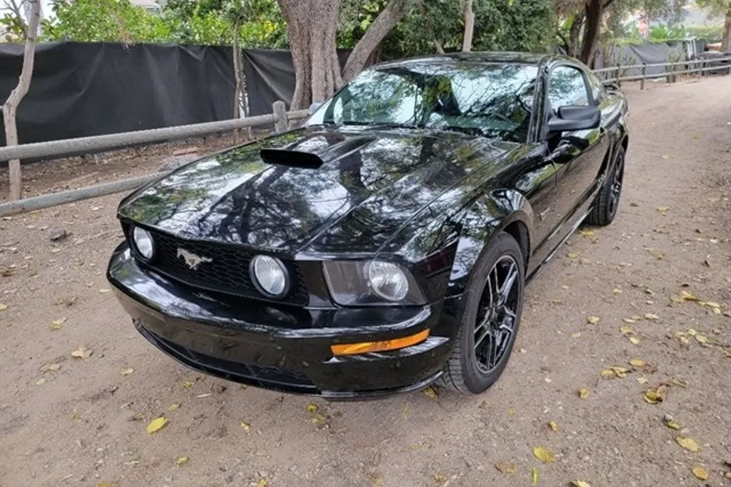 2007 Ford Mustang GT photo 1