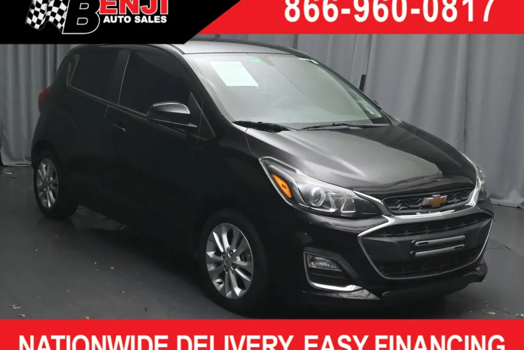 2020 Chevrolet Spark LT photo 1