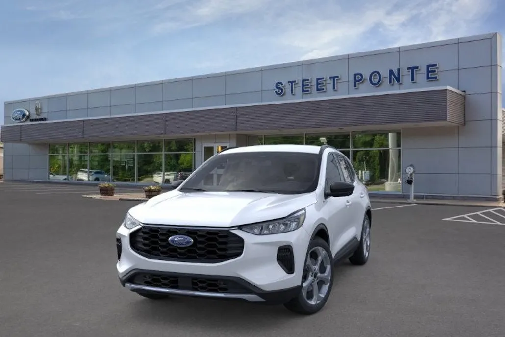 2025 Ford Escape ST-Line photo 1