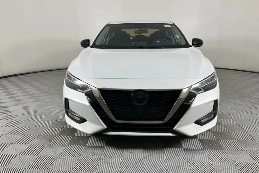 2020 Nissan Sentra SR photo 1