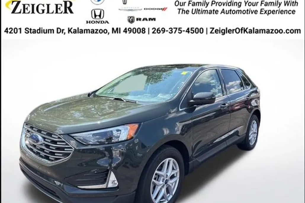 2022 Ford Edge SEL photo 1