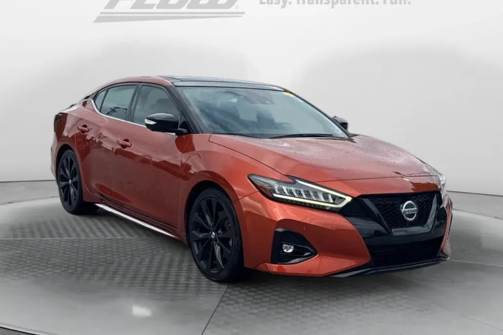 2022 Nissan Maxima SR photo 1