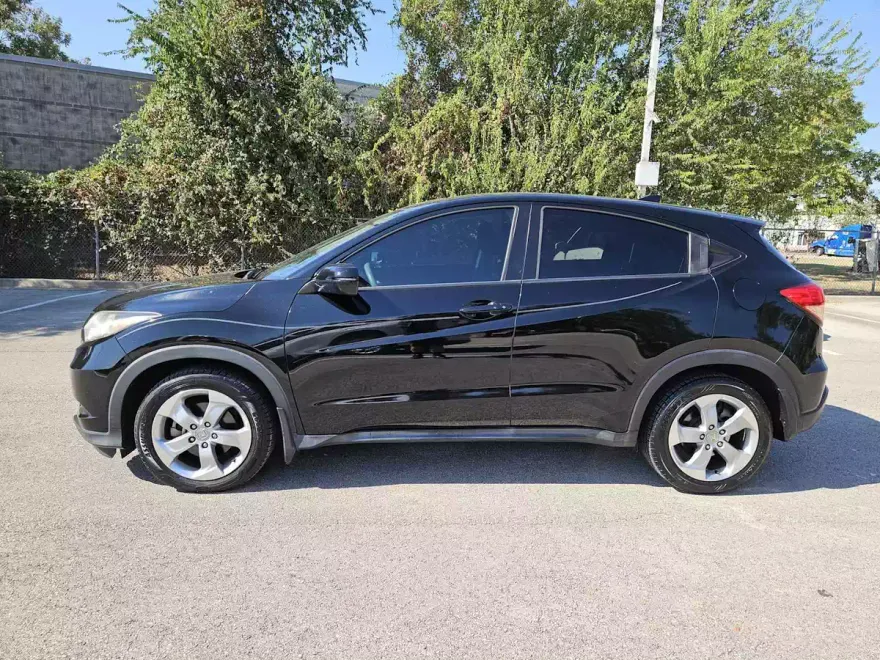 2016 Honda HR-V EX photo 1