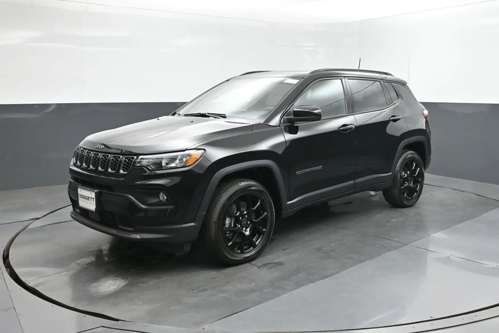2025 Jeep Compass Latitude photo 1