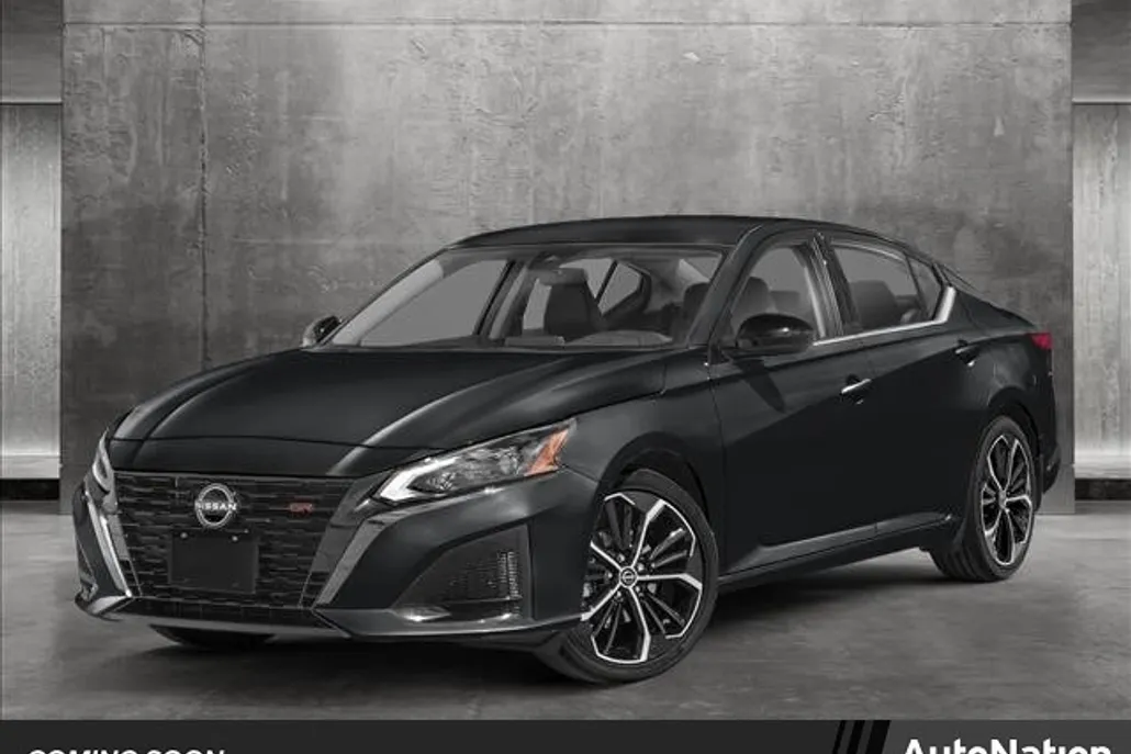 2025 Nissan Altima SR photo 1