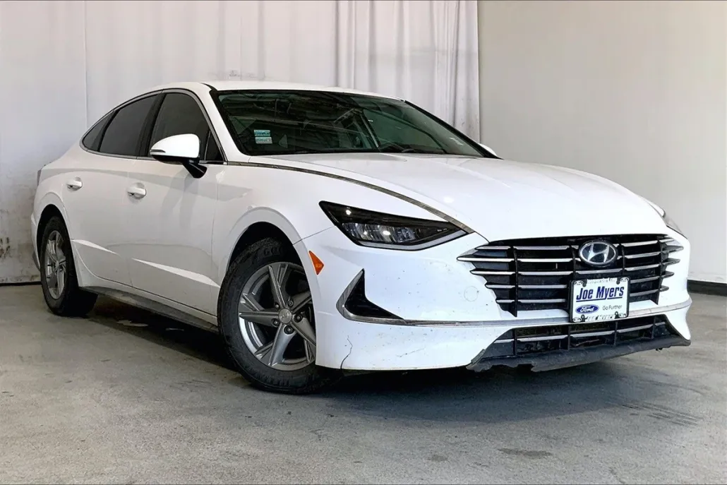 2023 Hyundai Sonata SE photo 1