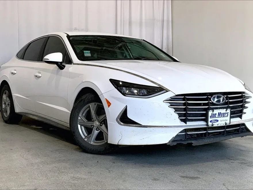 2023 Hyundai Sonata SE photo 1