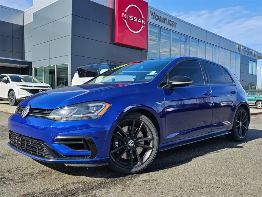 2019 Volkswagen Golf R 4Motion photo 1
