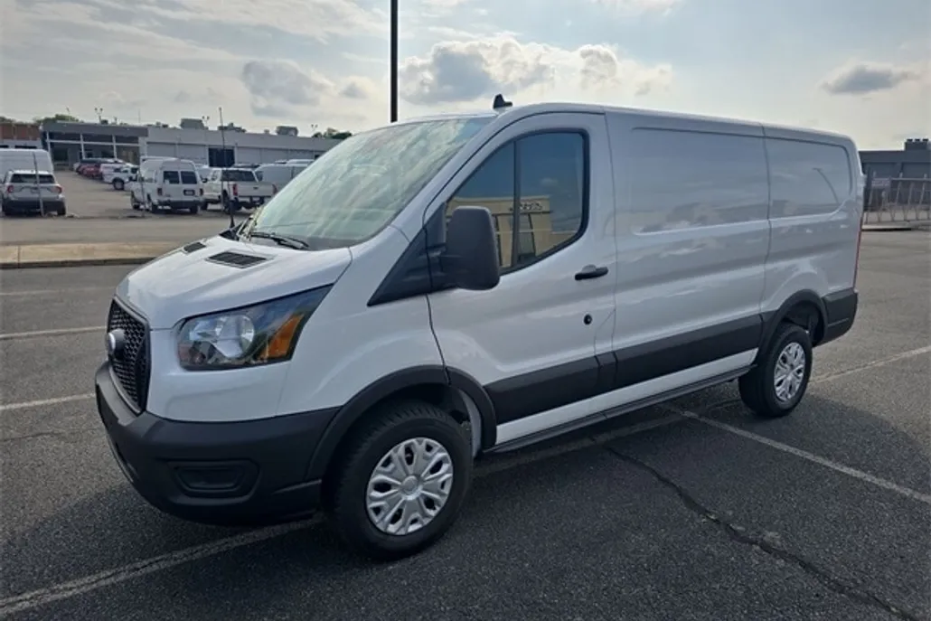 2025 Ford Transit photo 1
