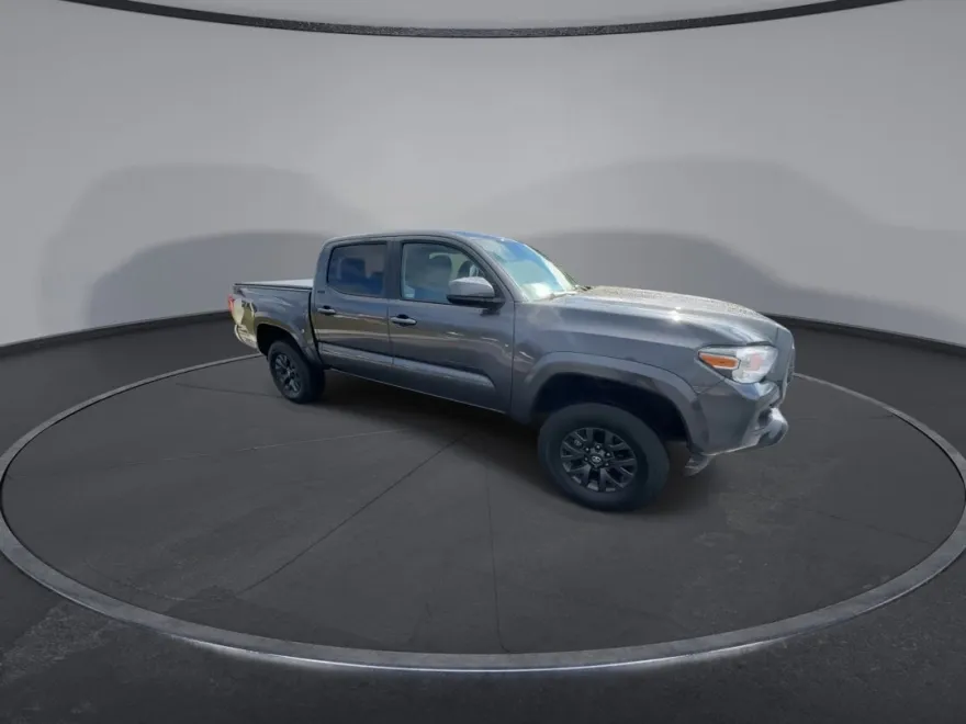 2023 Toyota Tacoma SR5 4x4 V6 photo 1