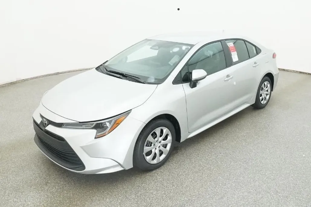 2026 Toyota Corolla LE photo 1