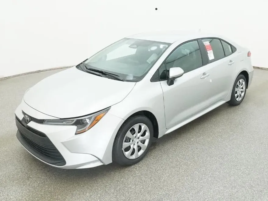 2026 Toyota Corolla LE photo 1